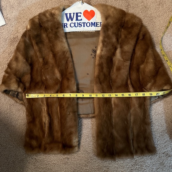**Super Pretty Mink Stole** - Picture 14 of 14
